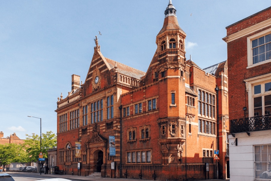 Worcester City Art Gallery and Museum